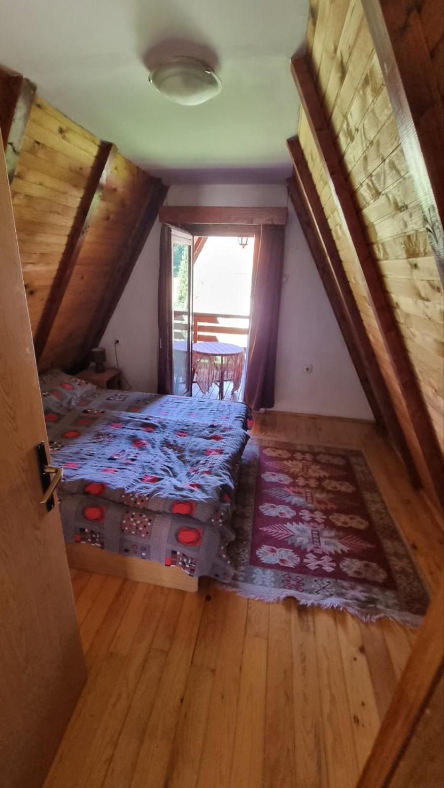 Planinska Kuca Dusan Mitrovac Zewnętrze zdjęcie